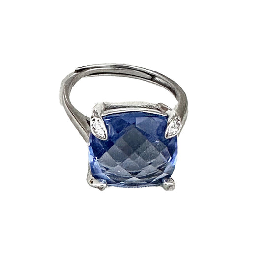 Blue spark crystal ring