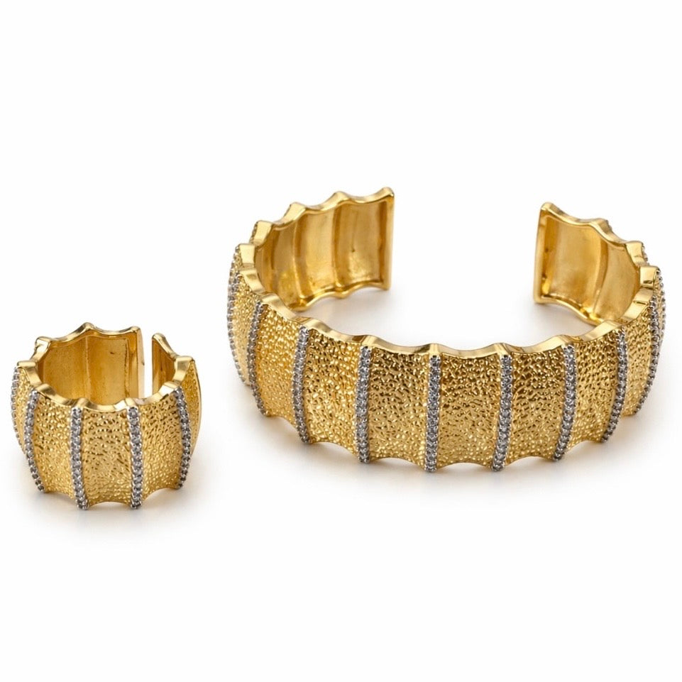 The wave cuff