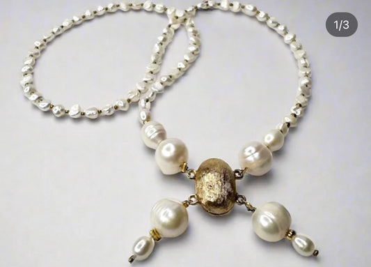 Power pearl necklace