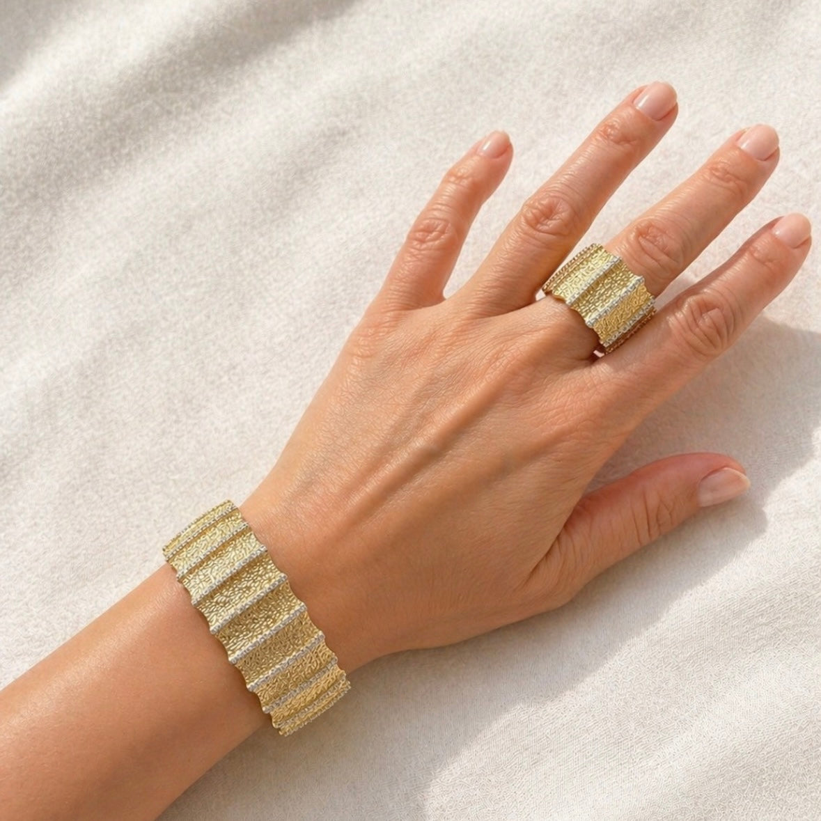 The wave ring