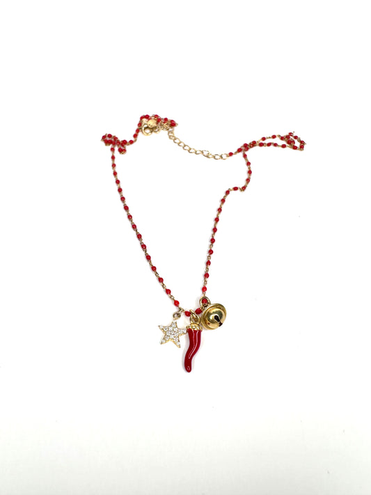 Red star lucky necklace