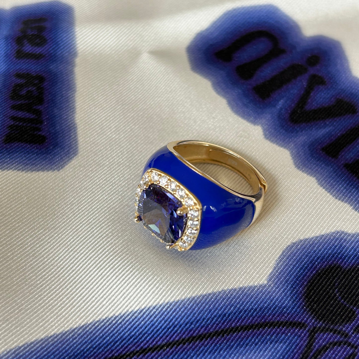 Chevalier Ring with Enamel and Stone | Blue